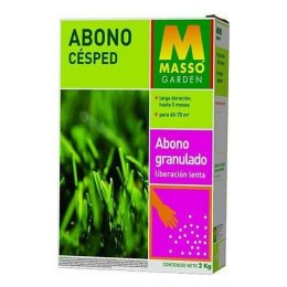 Nawóz nieorganiczny Massó Granule Trawnik 2 Kg 2 L